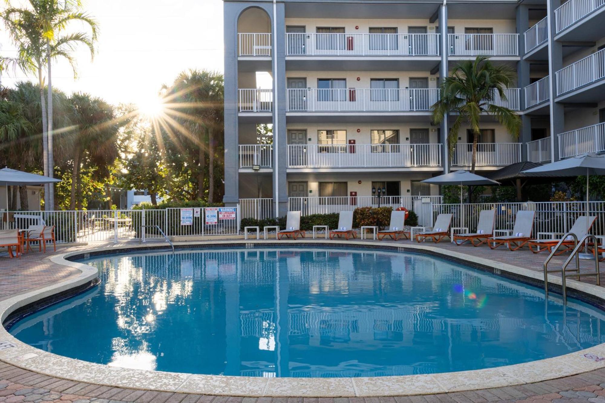 Holiday Inn & Suites Boca Raton - North Eksteriør billede
