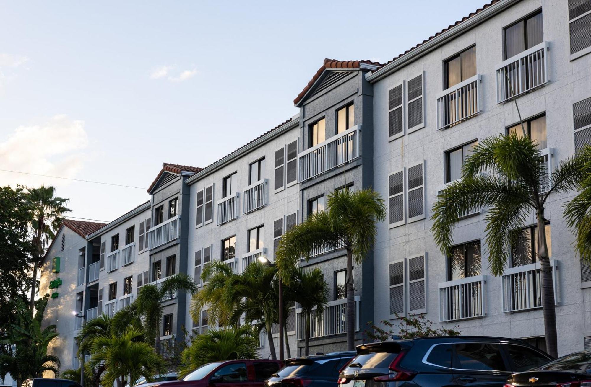 Holiday Inn & Suites Boca Raton - North Eksteriør billede