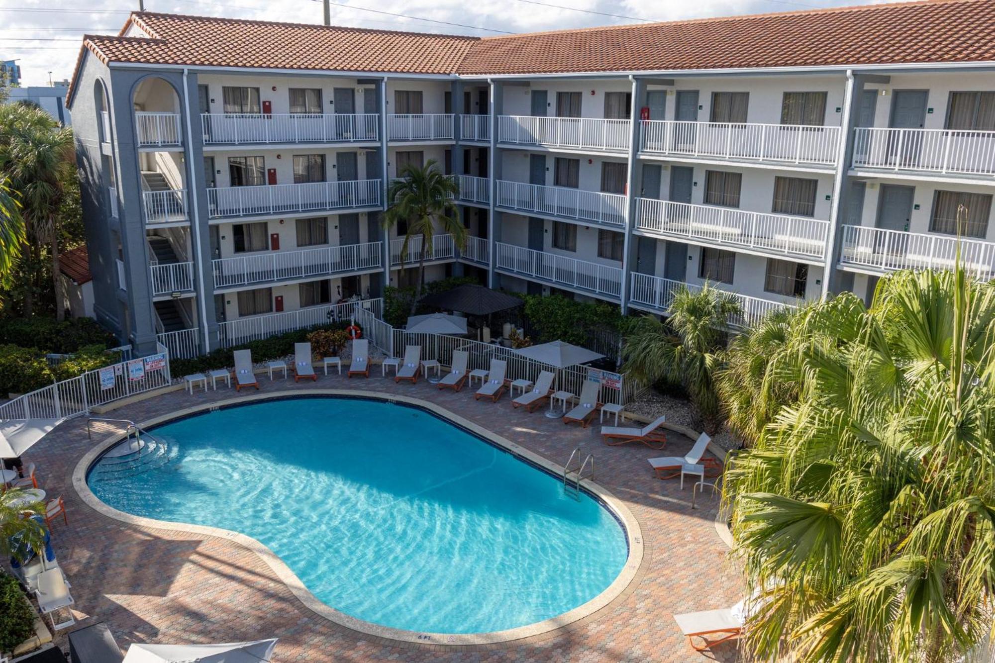 Holiday Inn & Suites Boca Raton - North Eksteriør billede